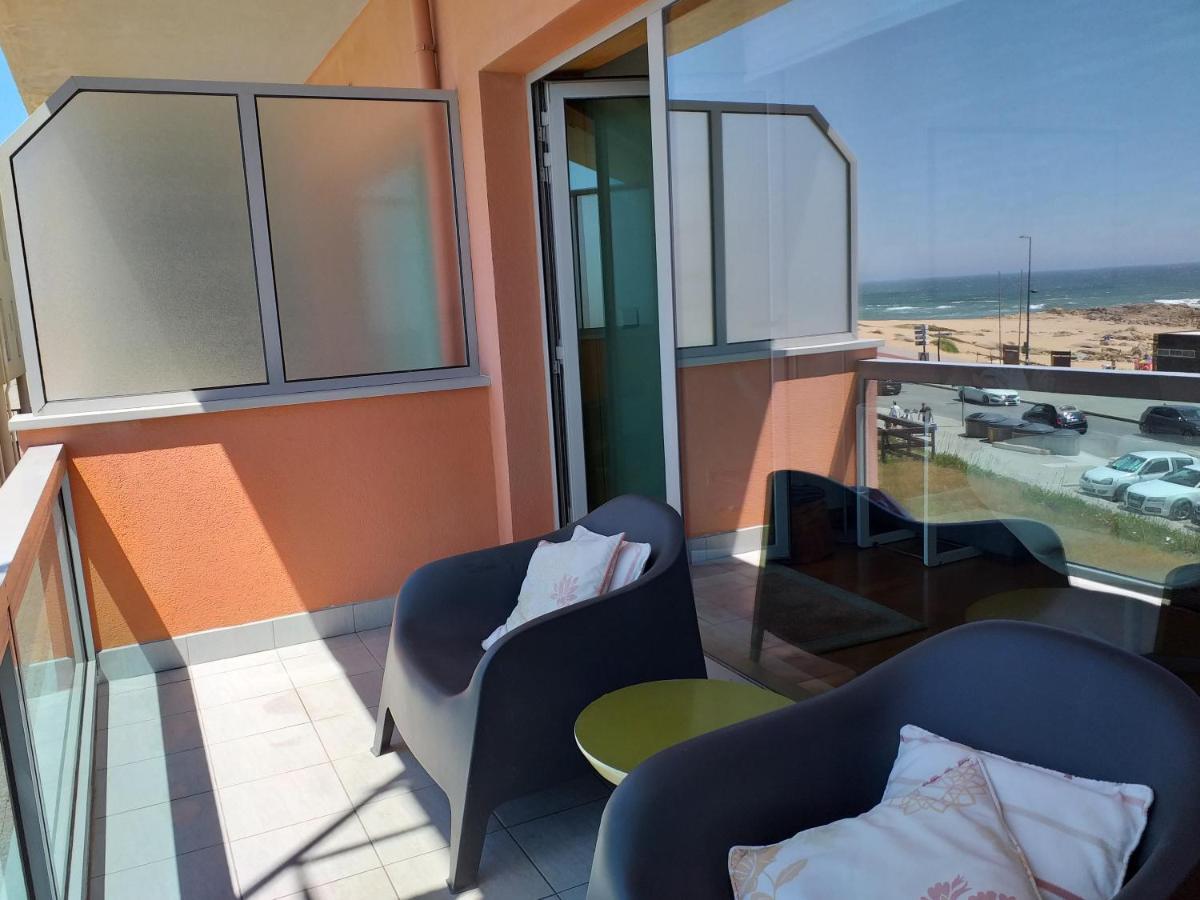 H2Oporto Beachfront Apartment فيلا نوفا دي غايا المظهر الخارجي الصورة